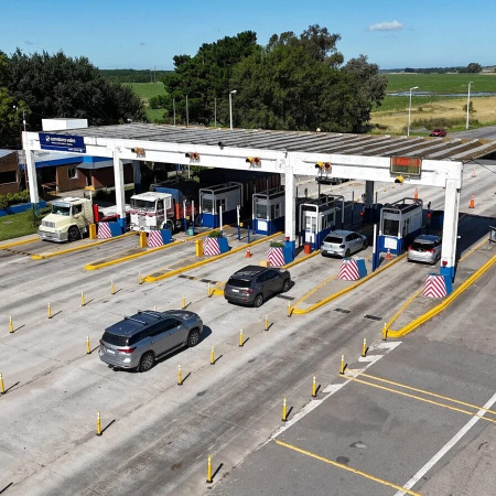 Dos empresas privadas asumieron la concesión de rutas nacionales en Buenos Aires