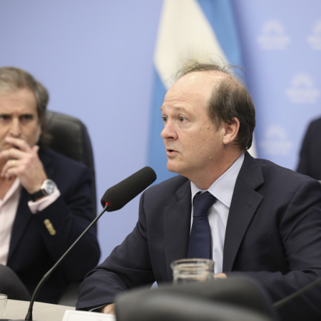 Faltante de GNC y ola de frío: el Gobierno garantizó el gas en los hogares