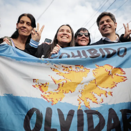 "Al mejor postor": Kicillof contra la venta de tierras a extranjeros