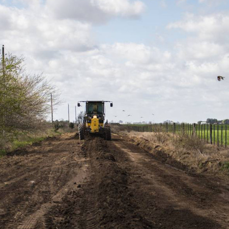 Proponen que municipios puedan cobrar por el uso de caminos rurales abandonados