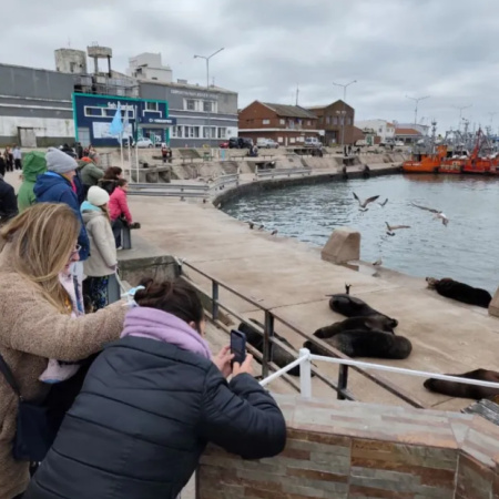 El turismo creció en el fin de semana largo, pero el gasto cayó 6,3%