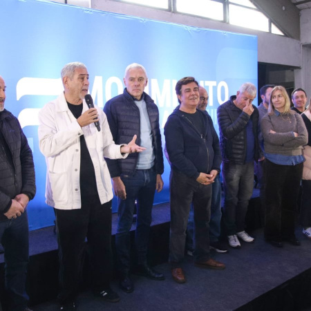 El kicillofismo se reunió en Saladillo y respaldó a Kicillof rumbo a 2027