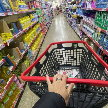 La inflación fue del 1,7% en agosto, la más baja en 14 meses, y acumula 21,3% en el año