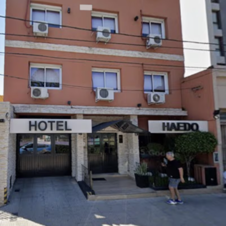 Investigan la muerte de un hombre de 45 años en un hotel familiar de Haedo