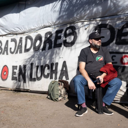 Trabajadores de FATE se concentran en San Fernando para rechazar el desalojo