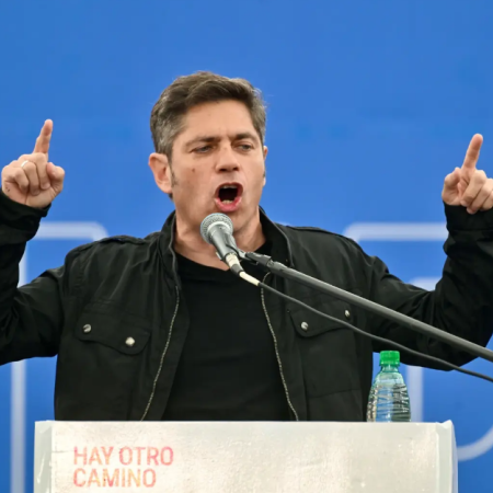 Kicillof cuestionó el fallo de la Corte sobre la venta de tierras a extranjeros