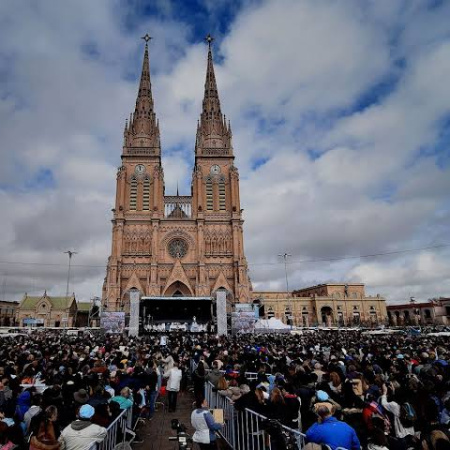 Visita de León XIV: en Luján piden más de $15 millones por una noche de alojamiento