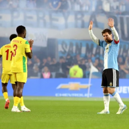 Messi se despidió de la Selección con un gol de penal en el 3-0 ante Benín en Núñez