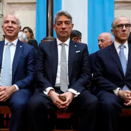 La Corte frenó el DNU de Milei y volvió a regir el tope a la venta de campos a extranjeros