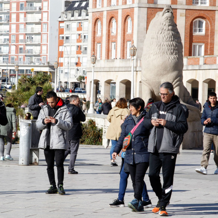 Fin de semana largo: viajaron 1,49 millones de turistas, pero el gasto total cayó 2,2%