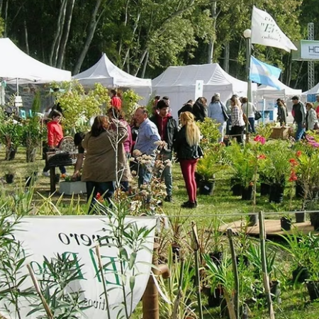Oktoberfest, asado, cine y flores: la agenda bonaerense para el finde del Día de la Madre