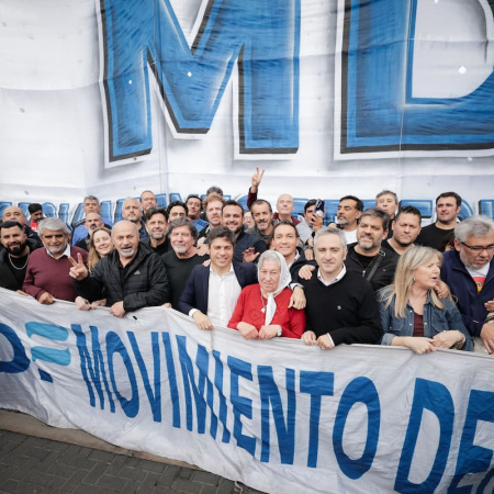 Kicillof, el único gobernador en la Marcha Federal: "Defender la Universidad es defender el futuro del país"