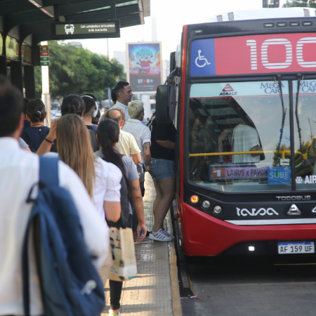 Colectivos: Nación aumenta los subsidios y mantiene congelado el boleto mínimo